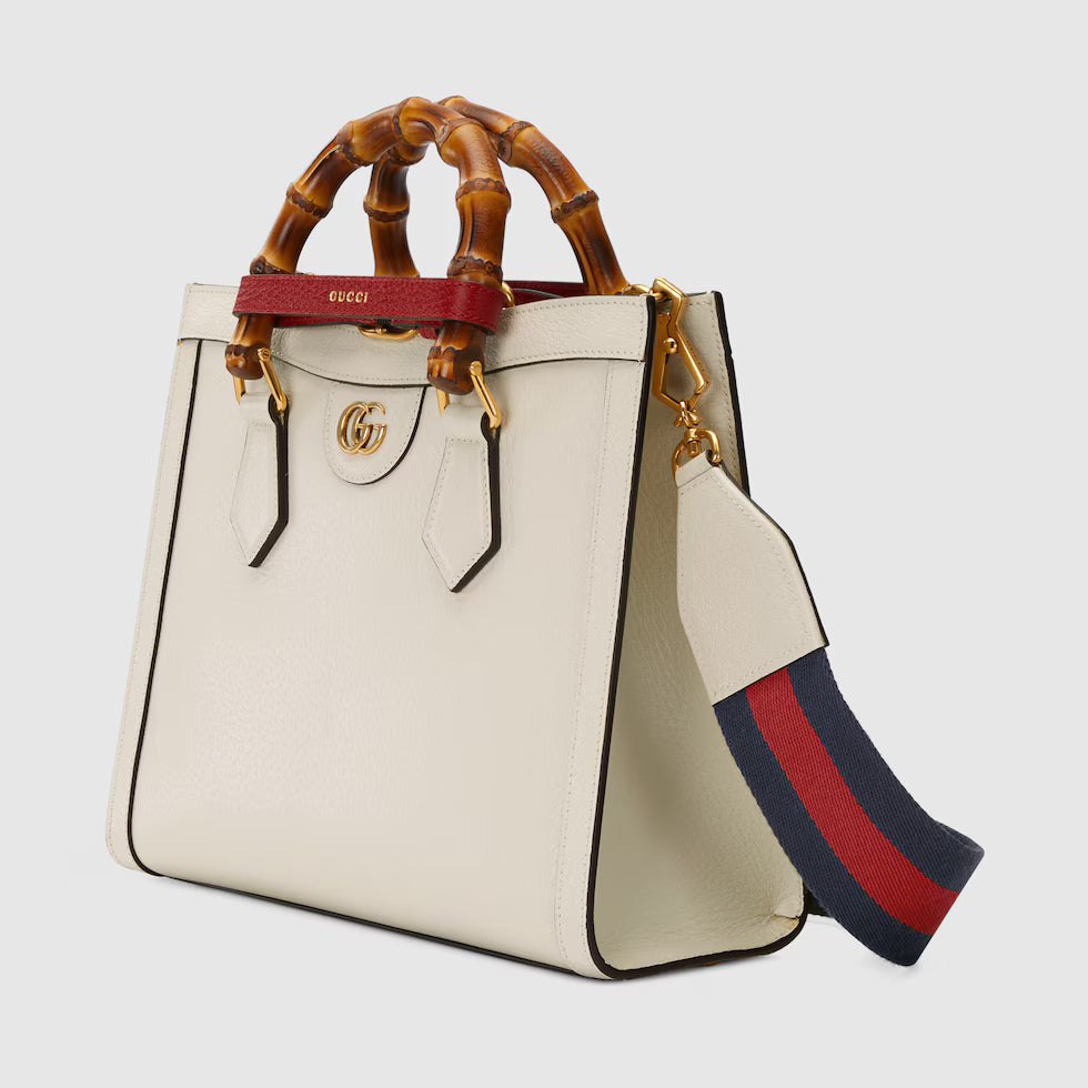 Bolso Gucci Diana Tote mediano 12