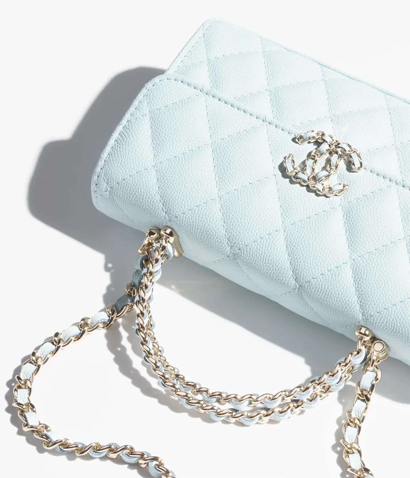 Bolso Classic Flap gris hielo – Chanel 07